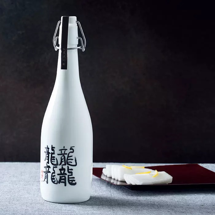 山形県 東の麓酒造 龍龍龍龍（てつ） 純米大吟醸　雫酒 720ml